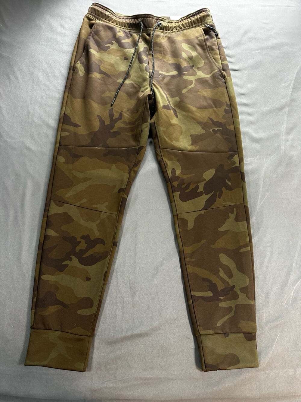 American Eagle AE Active 24/7 Jogger Size S Camo